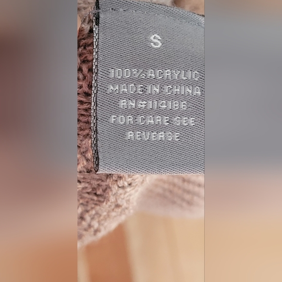 Cardigan - Picture 4 of 6